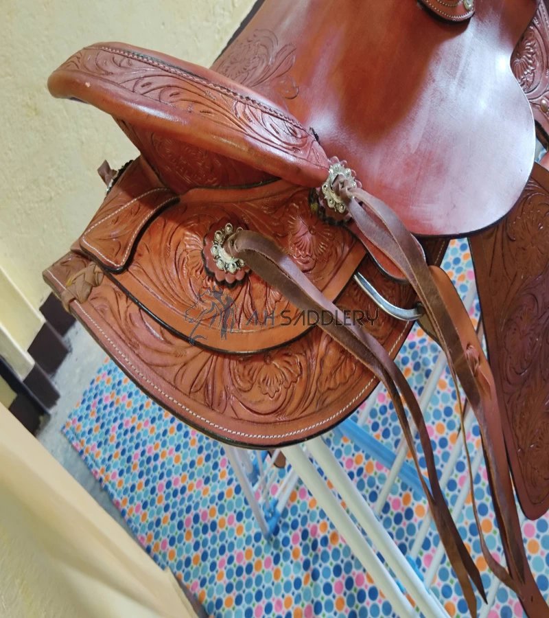 Premium Western Leather Barrel Racing Adult Horse Saddle with Matching Leather Headstall + Breast Collar + Reins | Color : Brown | Size 14 to 18 Inches Seat Available